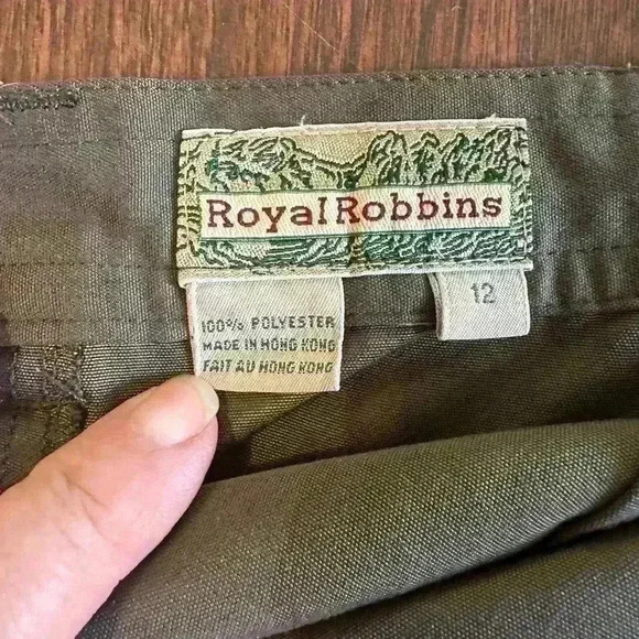 Royal Robbin’s Women’s Size 12 Shorts. Elastic Waist With Belt Loops. Olive - Picture 5 of 8